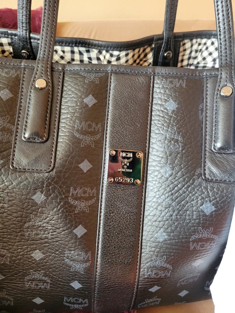 MCM Medium Reversible Liz Shopper Tote in Visetos - Picture 5 of 16